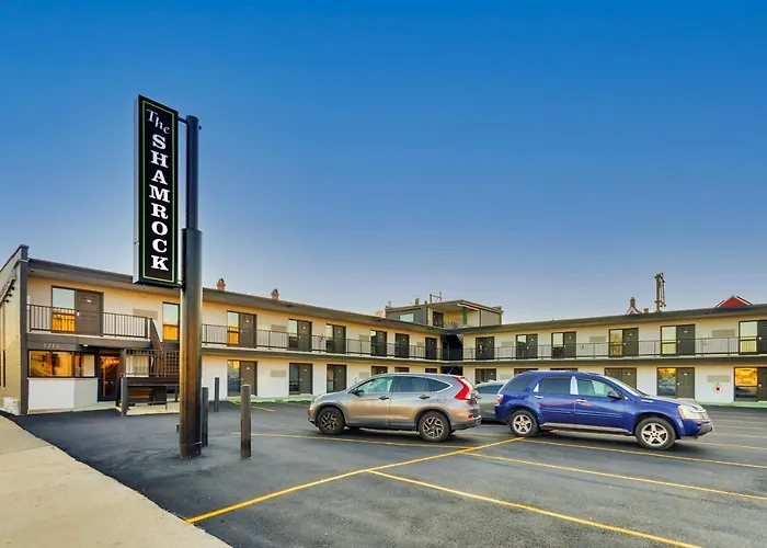 The Shamrock Hotel 3*