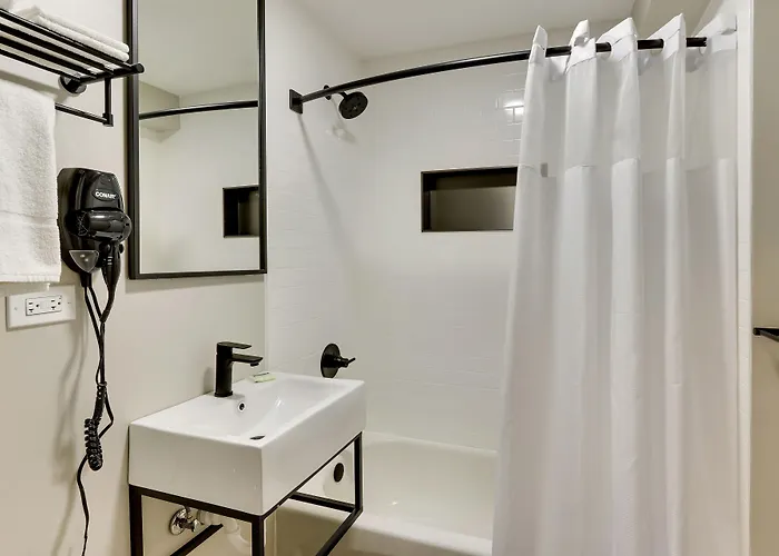 Hotel The Shamrock 3*